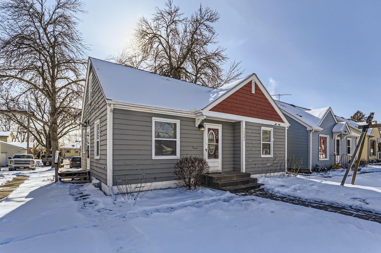 View of Residential at 2002 Hawthorne Avenue, Saint Paul MN 55119, Saint Paul - Mike Wilen | Minnesota Team Real Estate