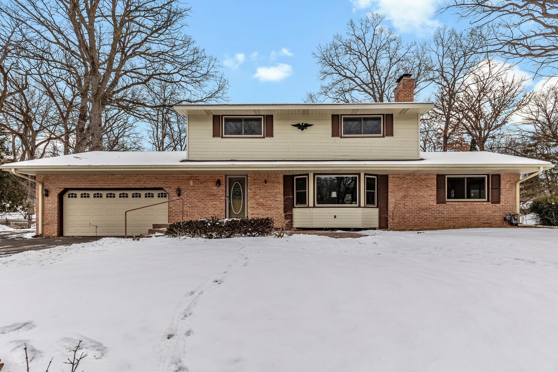 View of Residential at 6923 Castle Lane, Eden Prairie MN 55346, Eden Prairie - Mike Wilen | Minnesota Team Real Estate