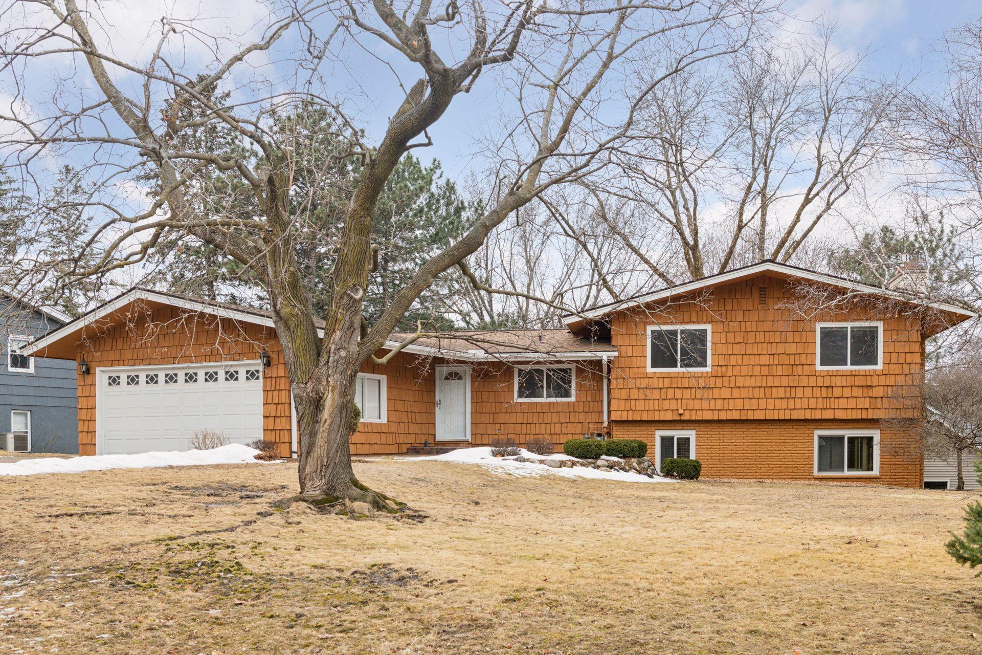 View of Residential at 4258 Queens Way, Minnetonka MN 55345, Minnetonka - Mike Wilen | Minnesota Team Real Estate