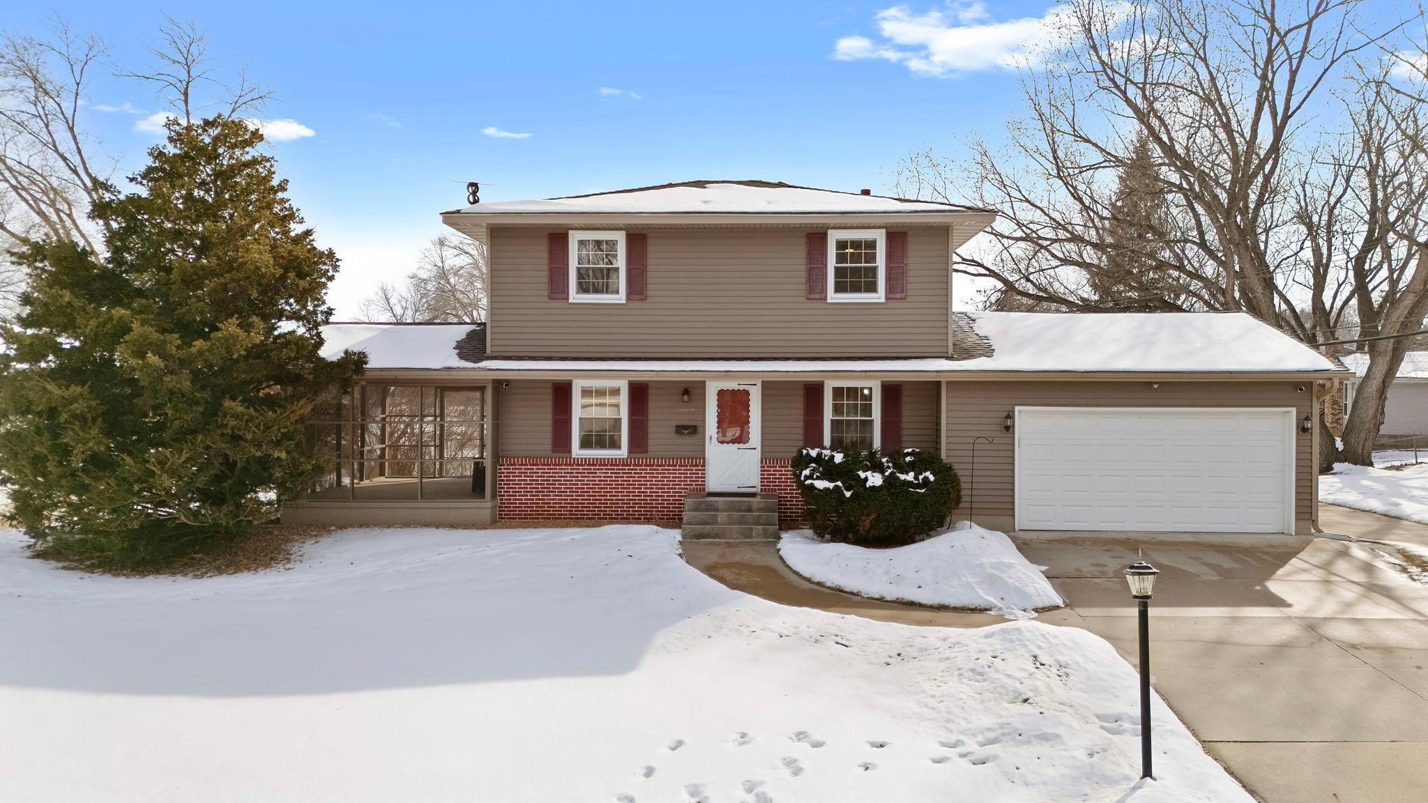 View of Residential at 4409 Estate Drive, Brooklyn Park MN 55443, Brooklyn Park - Mike Wilen | Minnesota Team Real Estate