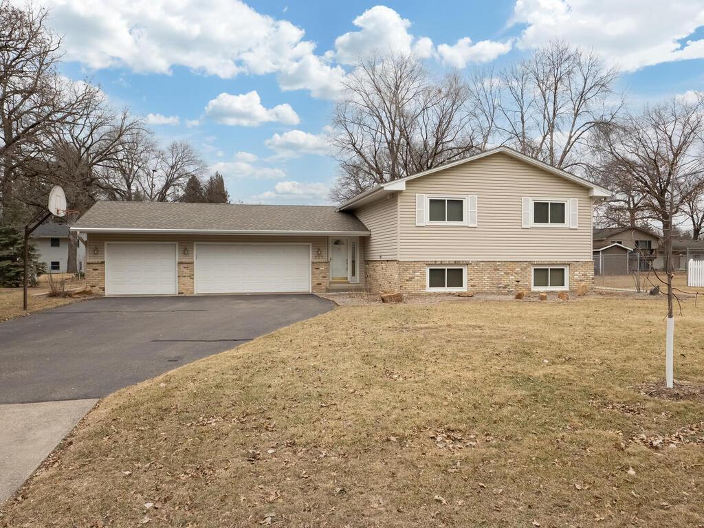 View of Residential at 829 86th Avenue, Coon Rapids MN 55433, Coon Rapids - Mike Wilen | Minnesota Team Real Estate