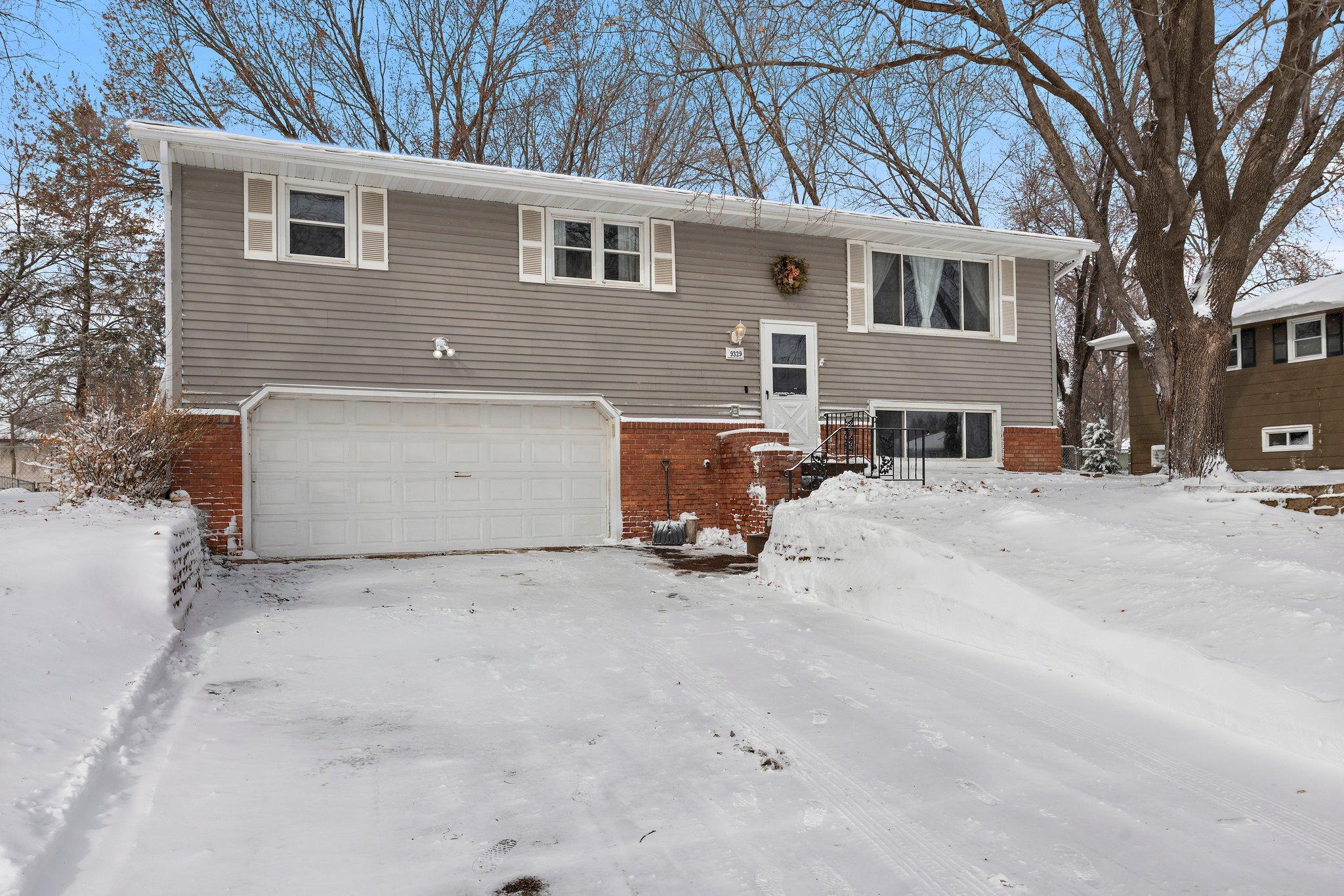 View of Residential at 9329 Valley Forge Lane, Maple Grove MN 55369, Maple Grove - Mike Wilen | Minnesota Team Real Estate