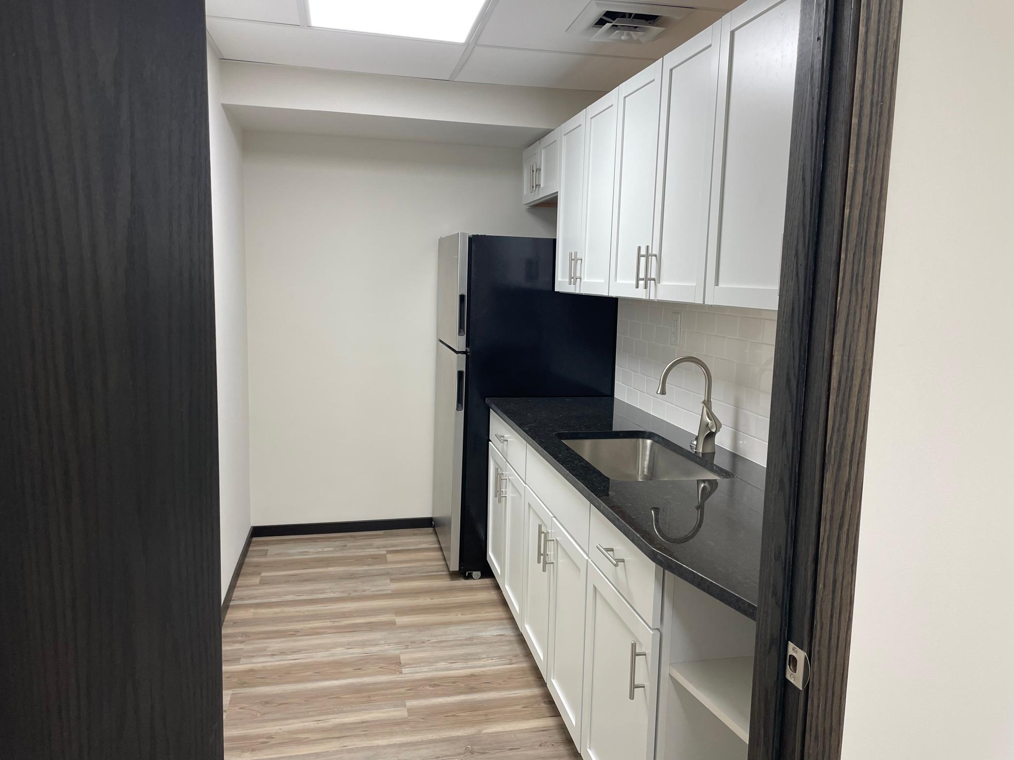 View of Commercial Sale at 4820 Minnetonka Boulevard #3, Saint Louis Park MN 55416, Saint Louis Park (10 of 21) - Mike Wilen | Minnesota Team Real Estate