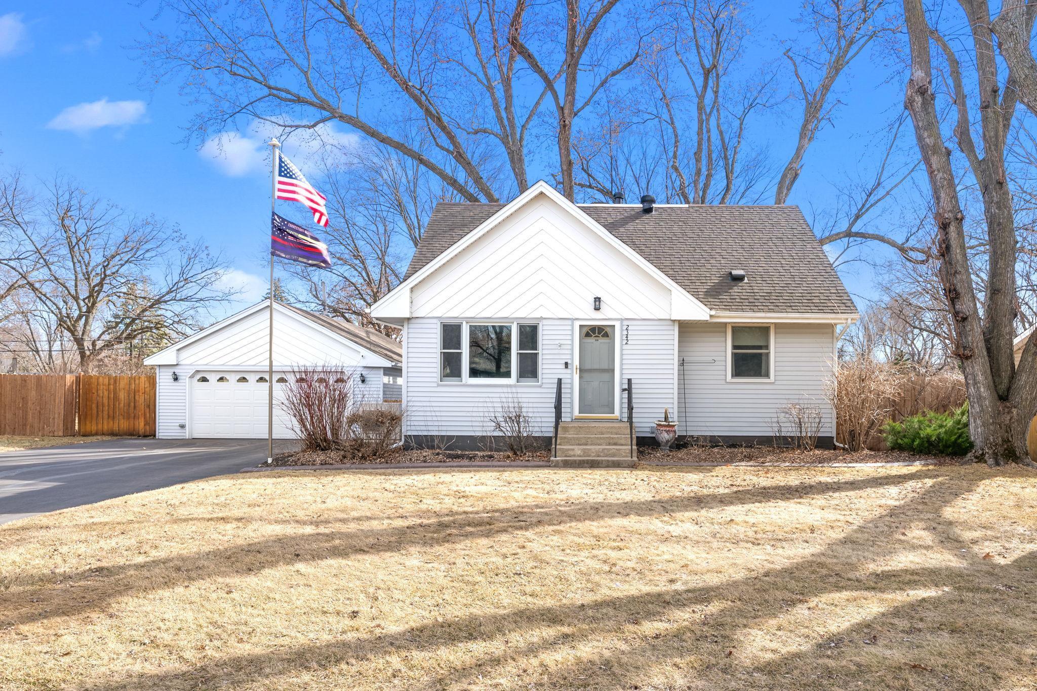 View of Residential at 2342 Hillview Road, Mounds View MN 55112, Mounds View - Mike Wilen | Minnesota Team Real Estate