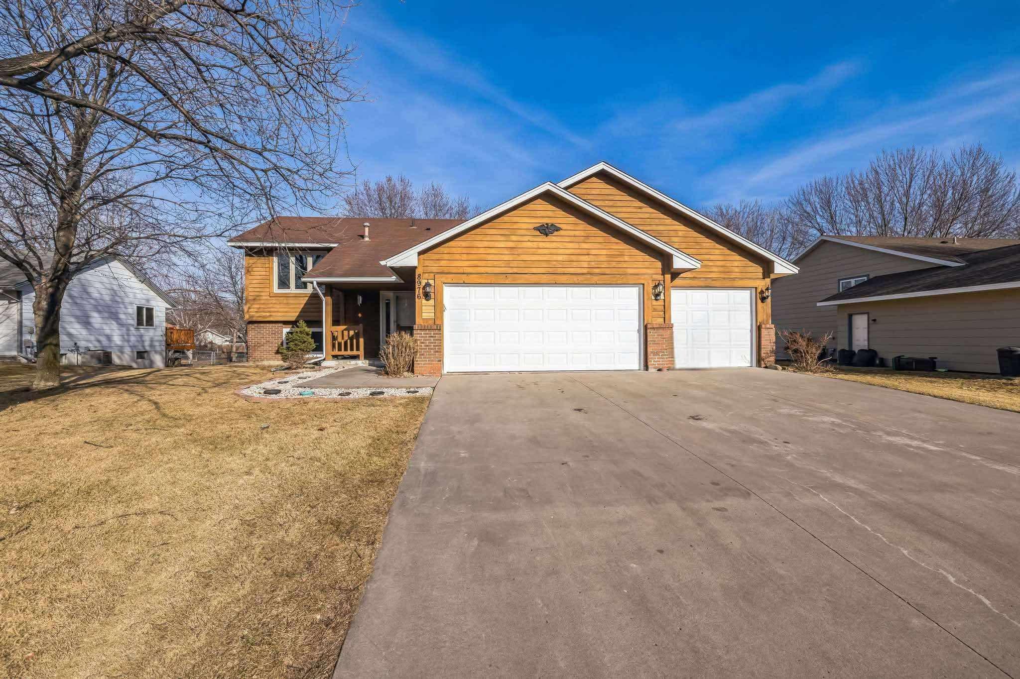 View of Residential at 8976 Norwood Lane, Maple Grove MN 55369, Maple Grove - Mike Wilen | Minnesota Team Real Estate
