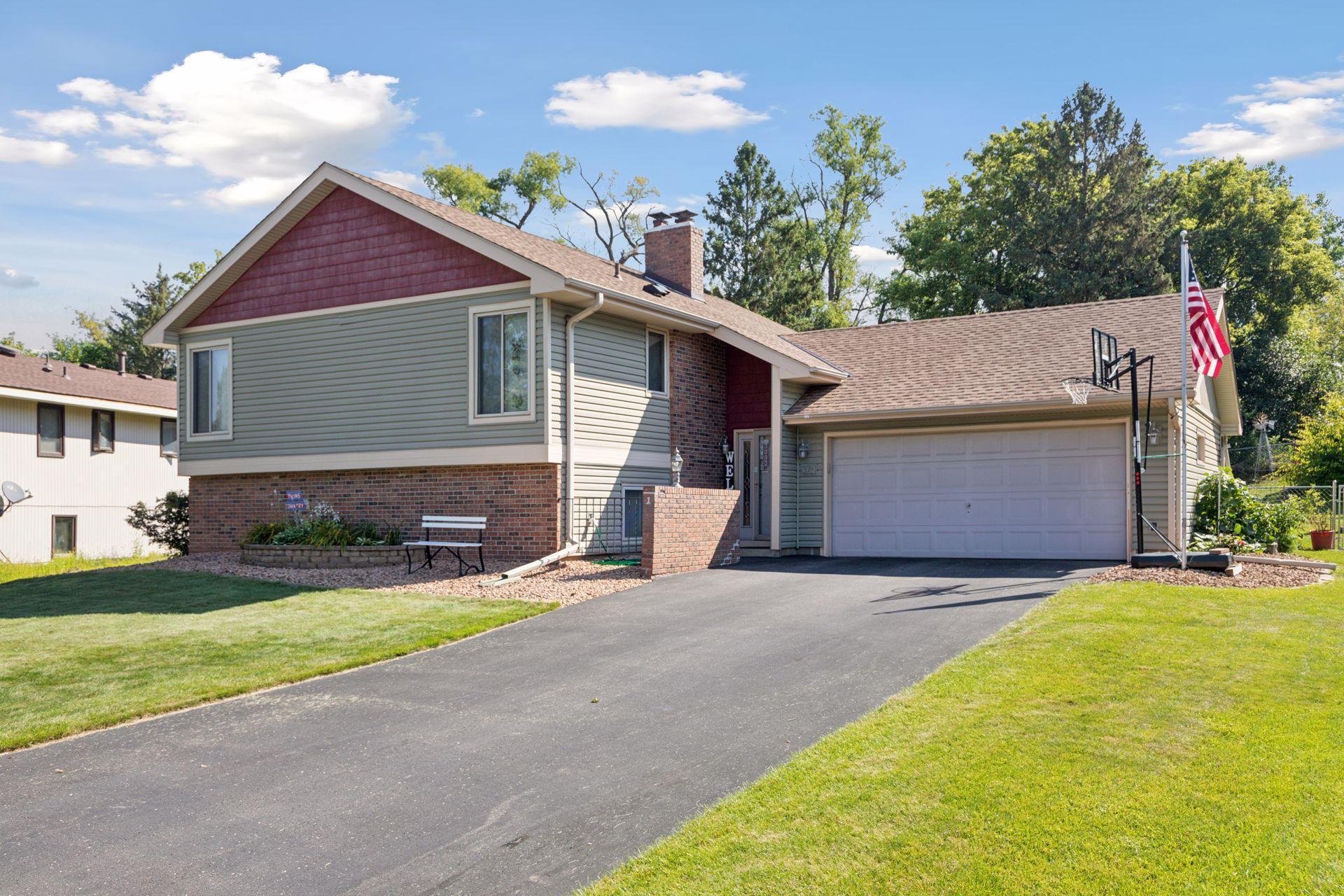 View of Residential at 376 Oday Street, Maplewood MN 55119, Maplewood - Mike Wilen | Minnesota Team Real Estate