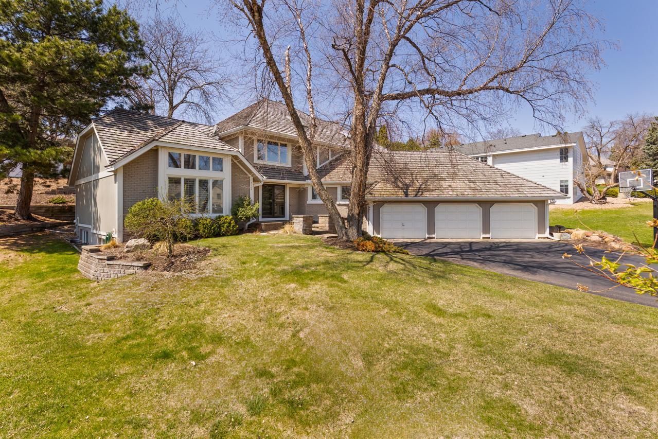 View of Residential at 7104 Lanham Lane, Edina MN 55439, Edina - Mike Wilen | Minnesota Team Real Estate
