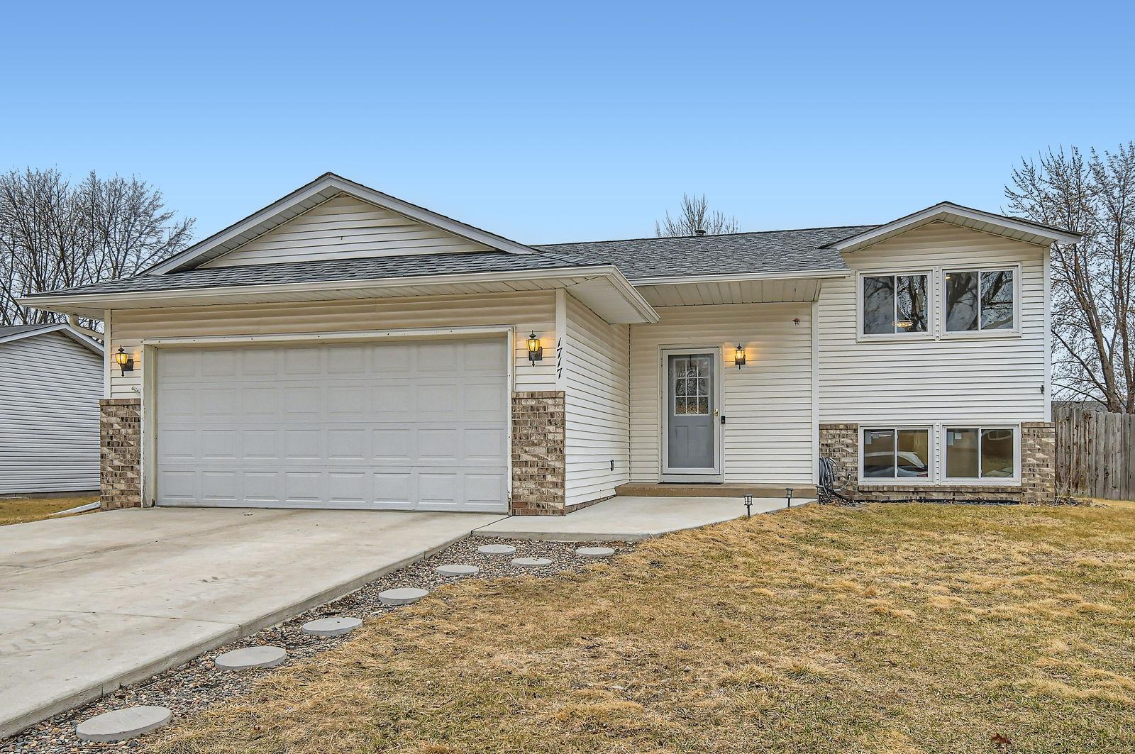 View of Residential at 1717 Lincoln Avenue, Saint Paul Park MN 55071, Saint Paul Park - Mike Wilen | Minnesota Team Real Estate