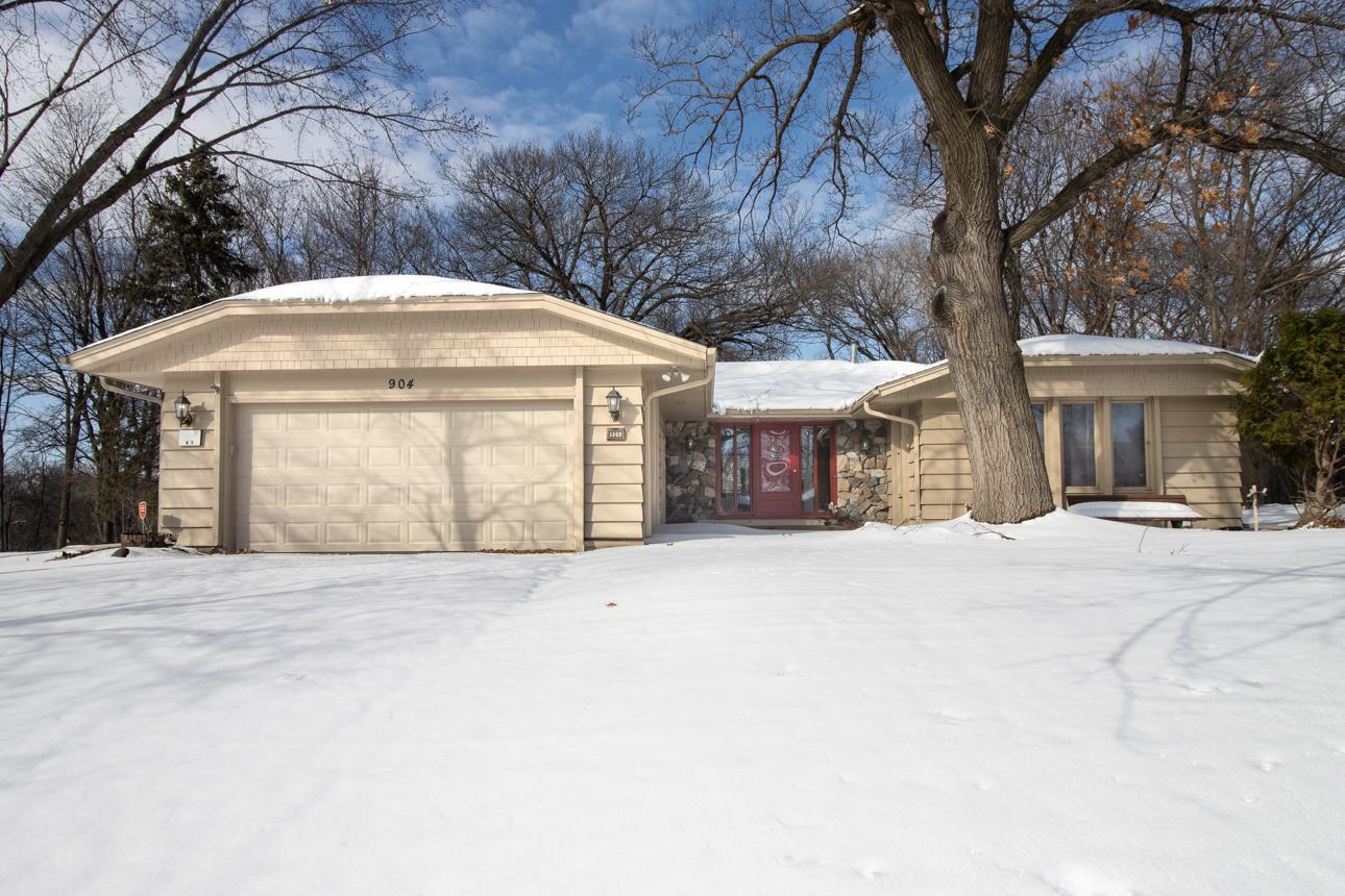 View of Residential at 904 Woodlawn Court, Burnsville MN 55337, Burnsville - Mike Wilen | Minnesota Team Real Estate