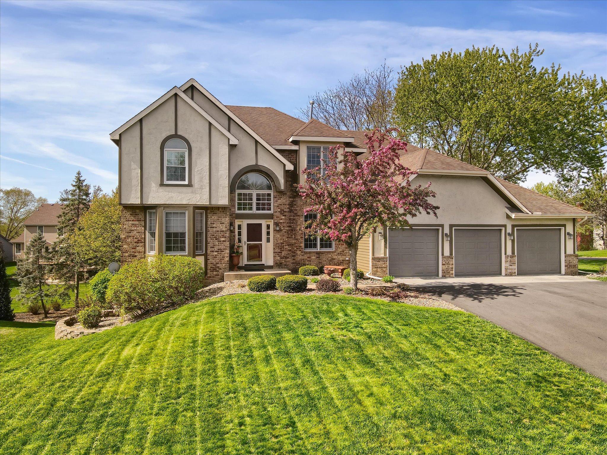 View of Residential at 12621 Dover Drive, Apple Valley MN 55124, Apple Valley - Mike Wilen | Minnesota Team Real Estate