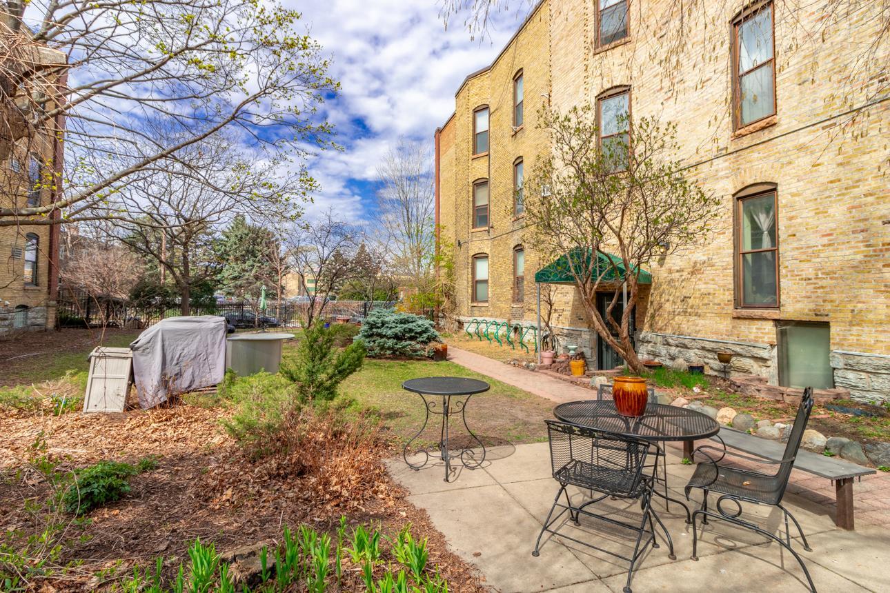 View of Residential at 1801 Elliot Avenue #5, Minneapolis MN 55404, Minneapolis (28 of 32) - Mike Wilen | Minnesota Team Real Estate