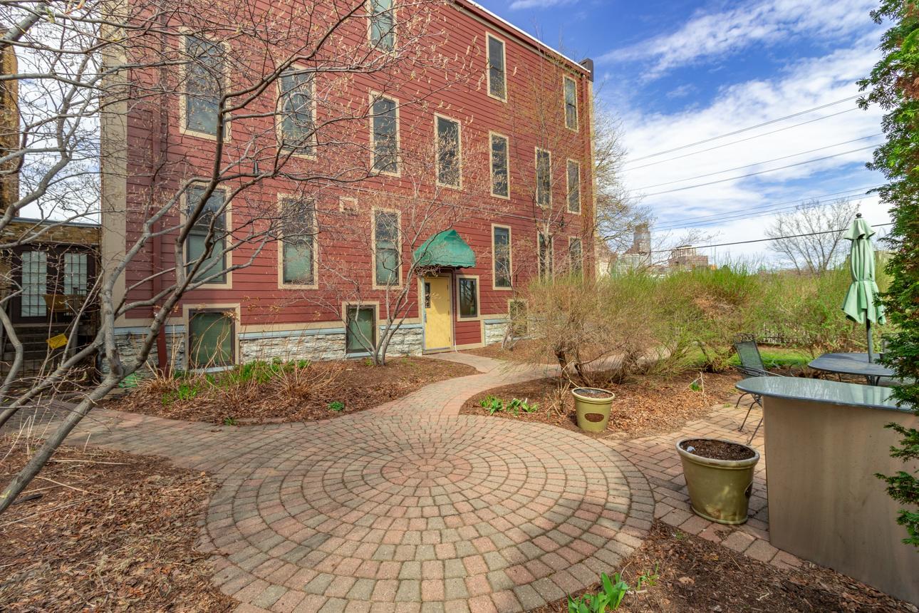 View of Residential at 1801 Elliot Avenue #5, Minneapolis MN 55404, Minneapolis (23 of 32) - Mike Wilen | Minnesota Team Real Estate