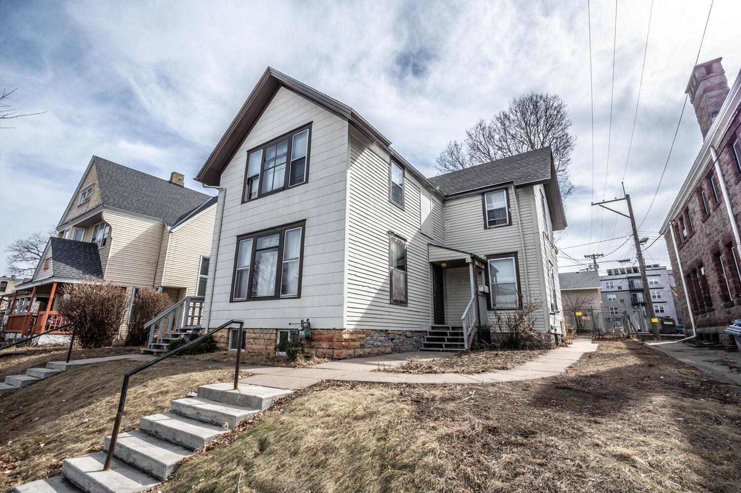 View of Residential Income at 615 19th Street, Minneapolis MN 55404, Minneapolis - Mike Wilen | Minnesota Team Real Estate
