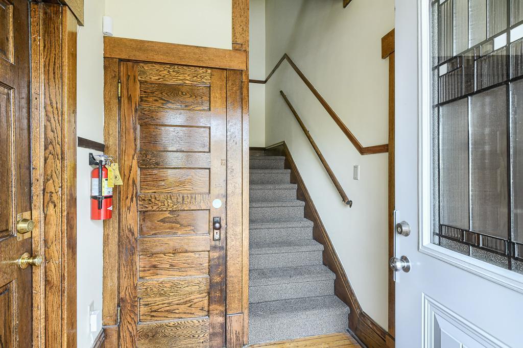 View of Residential Income at 518 Laurel Avenue, Saint Paul MN 55102, Saint Paul (3 of 30) - Mike Wilen | Minnesota Team Real Estate