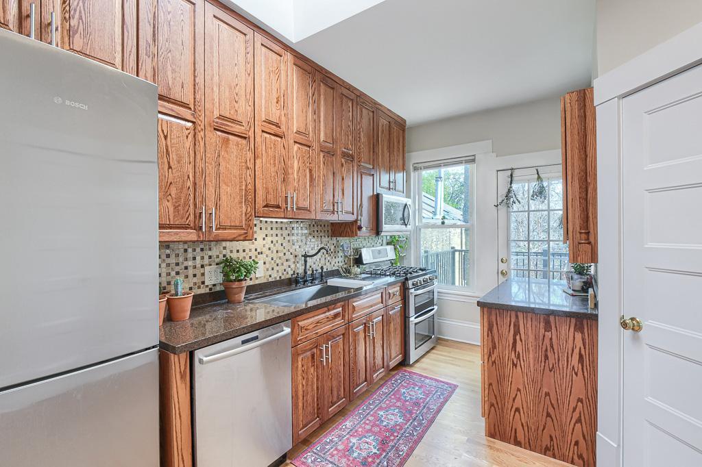 View of Residential Income at 518 Laurel Avenue, Saint Paul MN 55102, Saint Paul (13 of 30) - Mike Wilen | Minnesota Team Real Estate