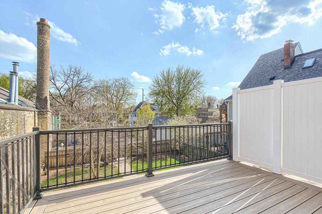 View of Residential Income at 518 Laurel Avenue, Saint Paul MN 55102, Saint Paul (17 of 30) - Mike Wilen | Minnesota Team Real Estate