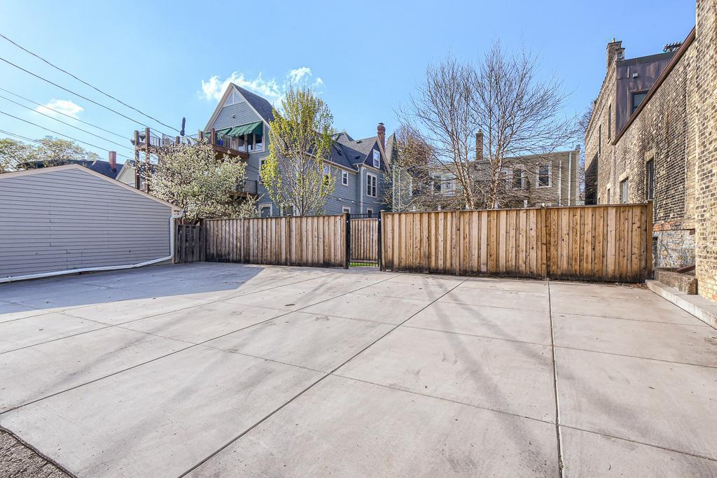 View of Residential Income at 518 Laurel Avenue, Saint Paul MN 55102, Saint Paul (25 of 30) - Mike Wilen | Minnesota Team Real Estate