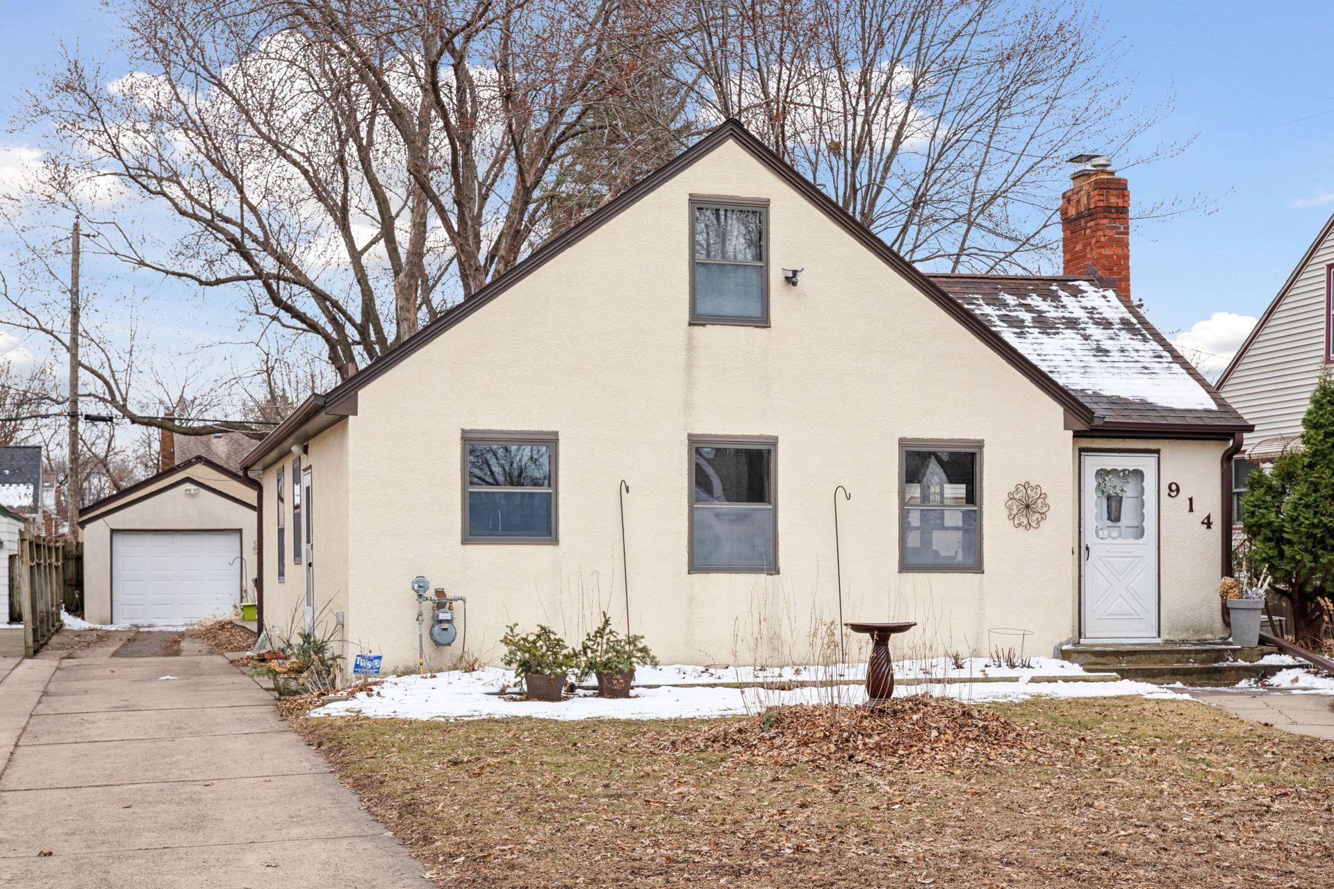 View of Residential at 914 Hoyt Avenue, Saint Paul MN 55117, Saint Paul - Mike Wilen | Minnesota Team Real Estate