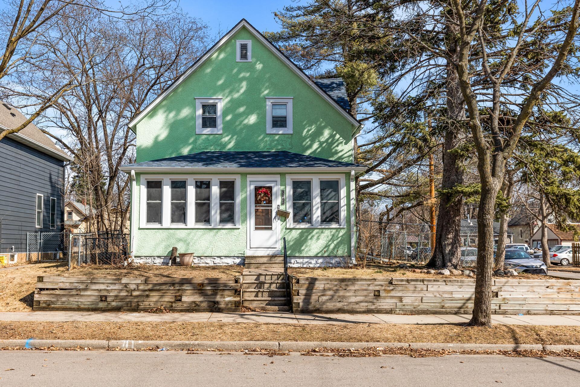 View of Residential at 3002 Upton Avenue, Minneapolis MN 55411, Minneapolis - Mike Wilen | Minnesota Team Real Estate