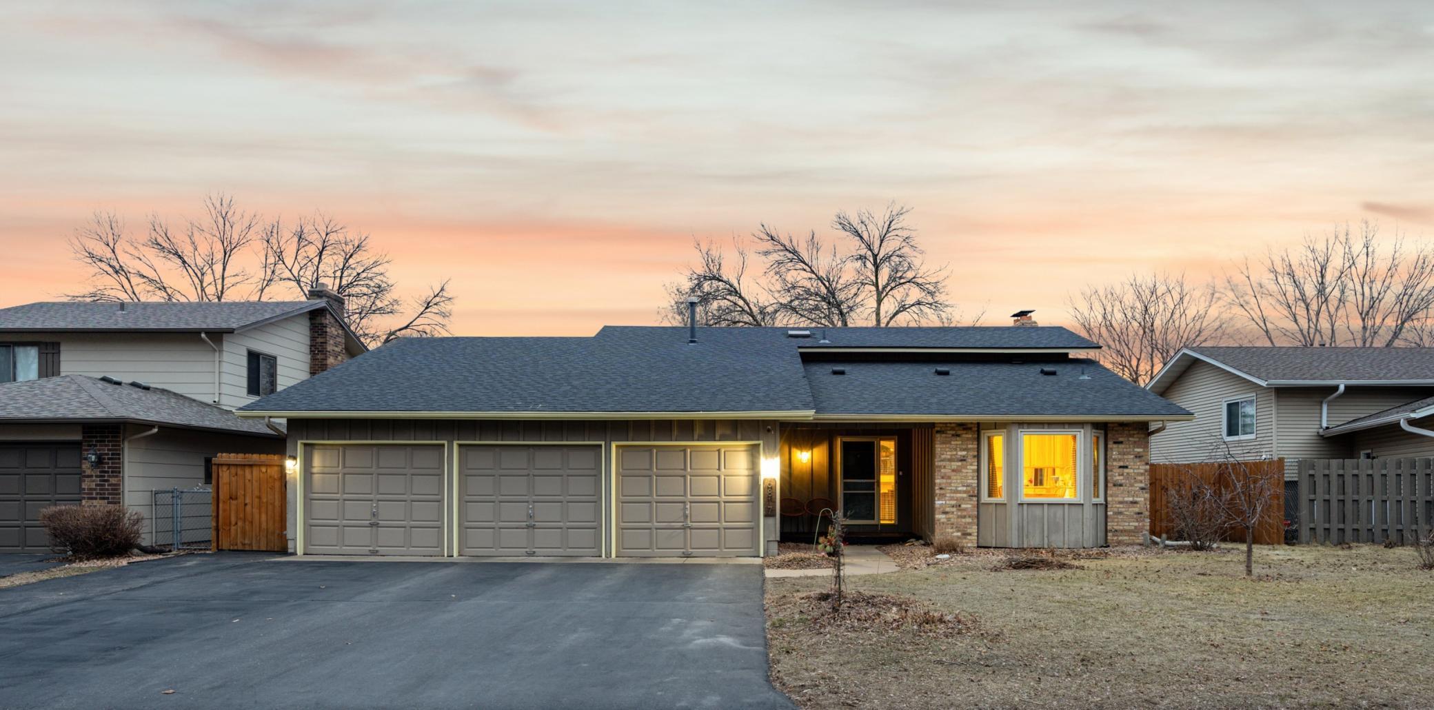 View of Residential at 6817 83rd Avenue, Brooklyn Park MN 55445, Brooklyn Park - Mike Wilen | Minnesota Team Real Estate