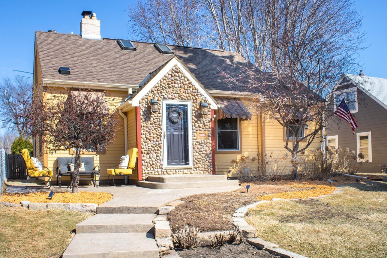 View of Residential at 985 Iowa Avenue, Saint Paul MN 55117, Saint Paul - Mike Wilen | Minnesota Team Real Estate