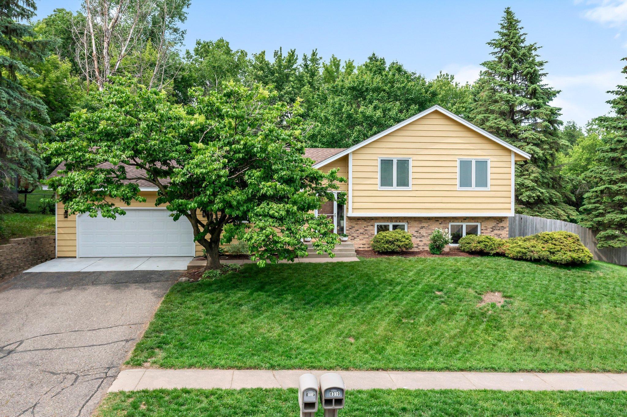 View of Residential at 8315 141st Street, Apple Valley MN 55124, Apple Valley - Mike Wilen | Minnesota Team Real Estate