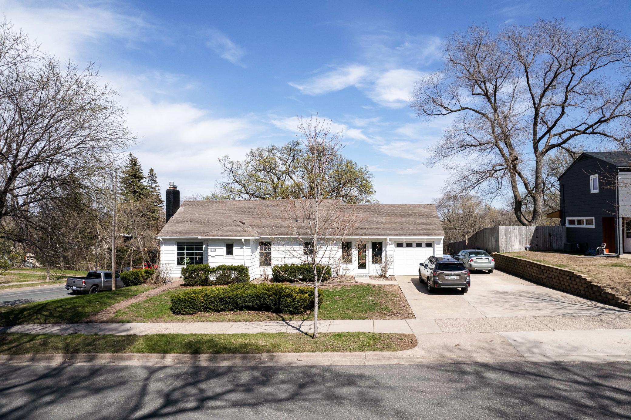 View of Residential at 601 Queen Avenue, Minneapolis MN 55405, Minneapolis - Mike Wilen | Minnesota Team Real Estate