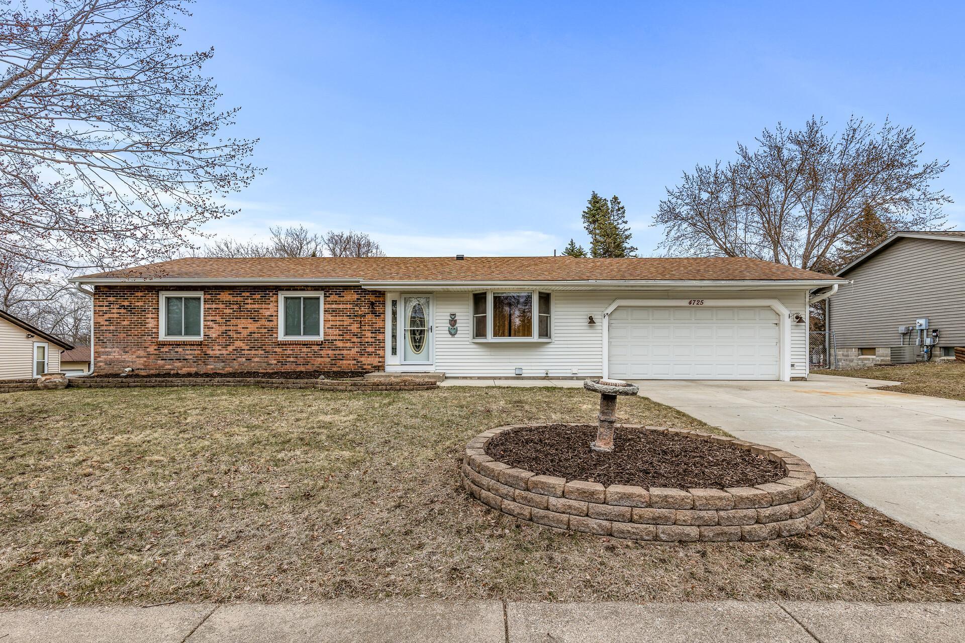 View of Residential at 4725 141st Street, Apple Valley MN 55124, Apple Valley - Mike Wilen | Minnesota Team Real Estate