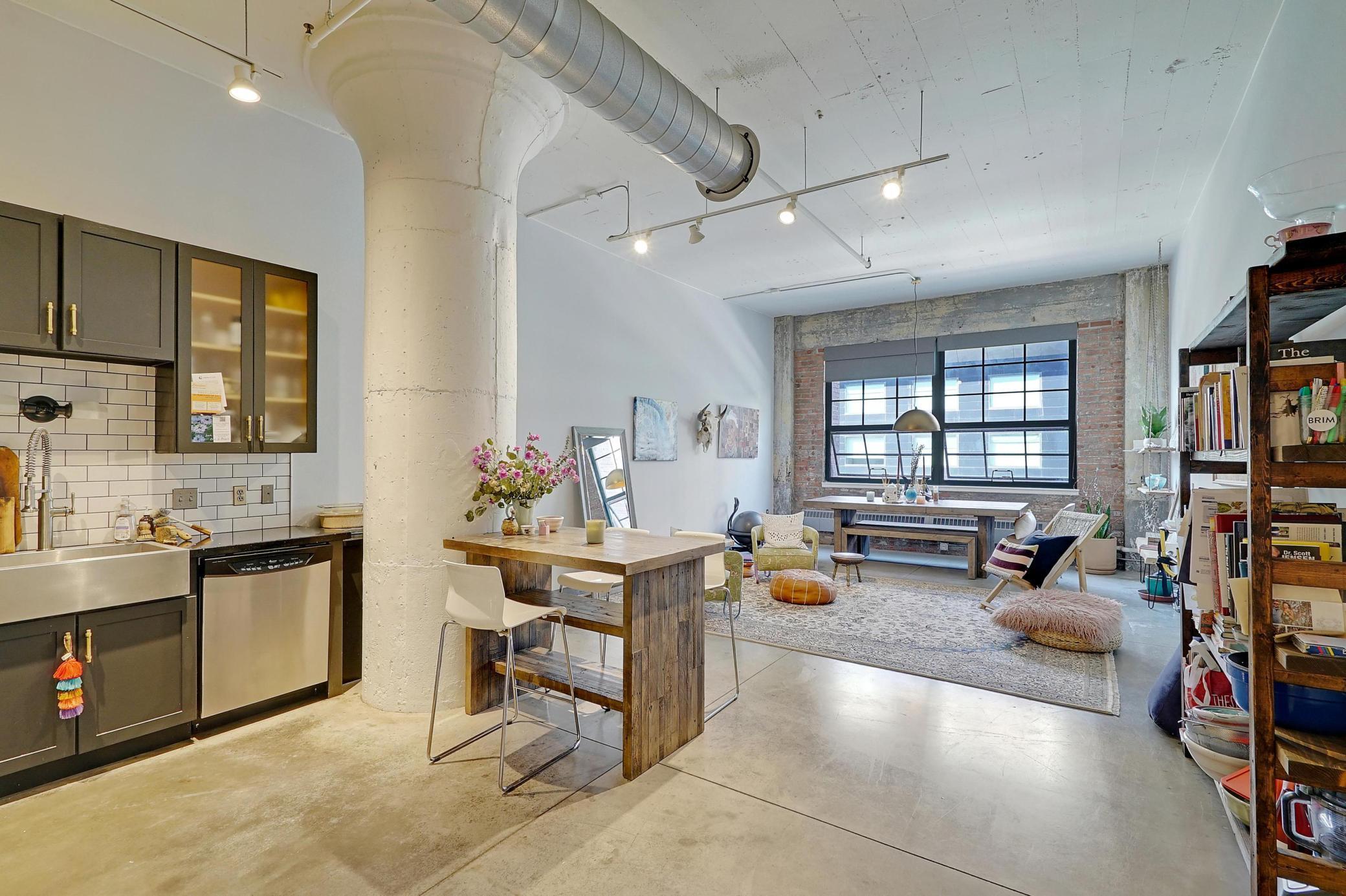View of Residential at 250 Park Avenue #305, Minneapolis MN 55415, Minneapolis - Mike Wilen | Minnesota Team Real Estate