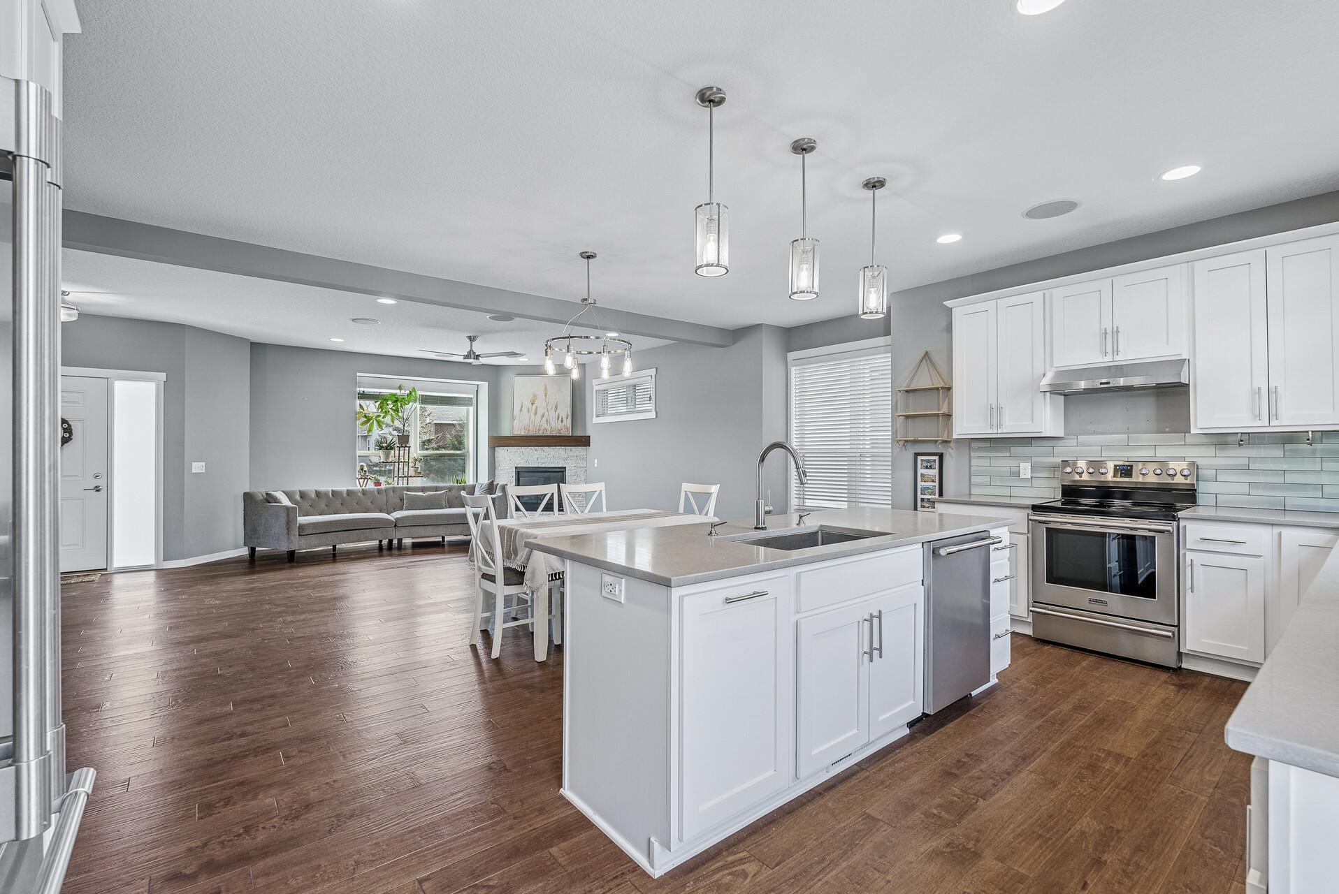 View of Residential at 36 125th Street, Burnsville MN 55337, Burnsville - Mike Wilen | Minnesota Team Real Estate