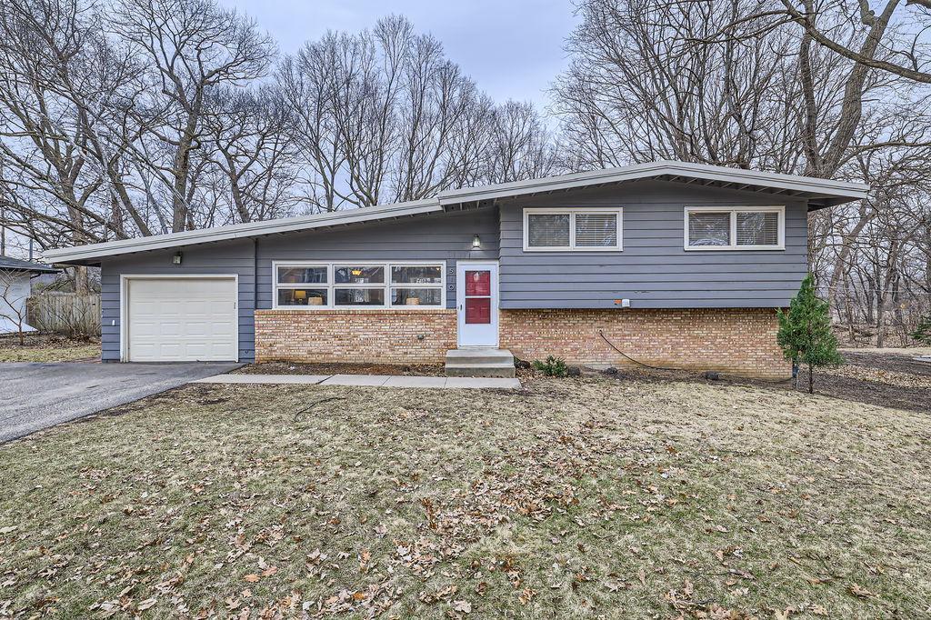 View of Residential at 510 Shadyway Road, Wayzata MN 55391, Wayzata - Mike Wilen | Minnesota Team Real Estate