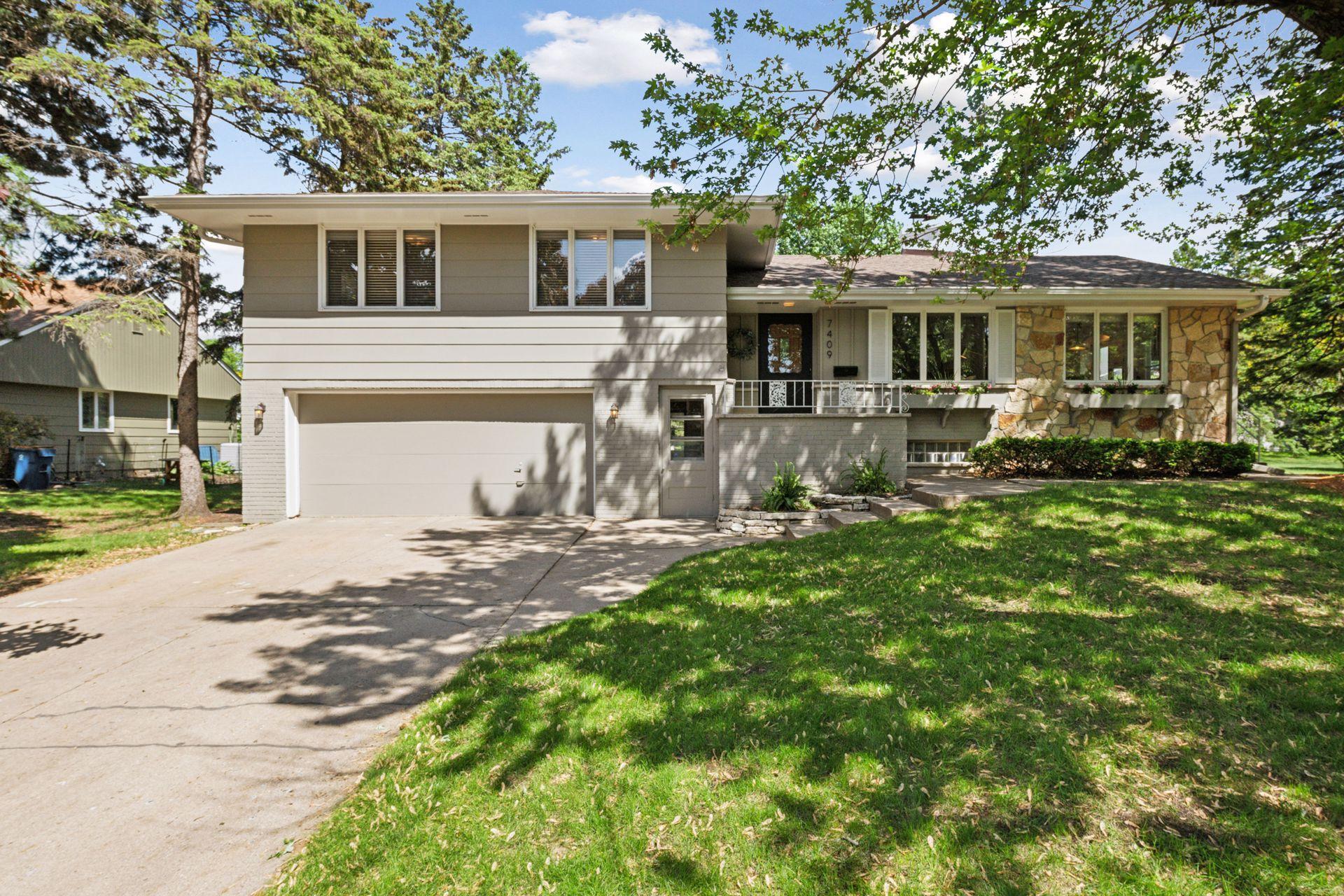 View of Residential at 7409 Shore Drive, Edina MN 55435, Edina - Mike Wilen | Minnesota Team Real Estate