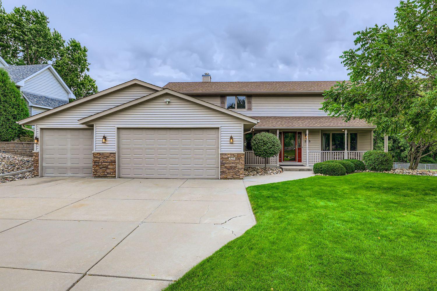 View of Residential at 325 Crestview Drive, Hastings MN 55033, Hastings - Mike Wilen | Minnesota Team Real Estate