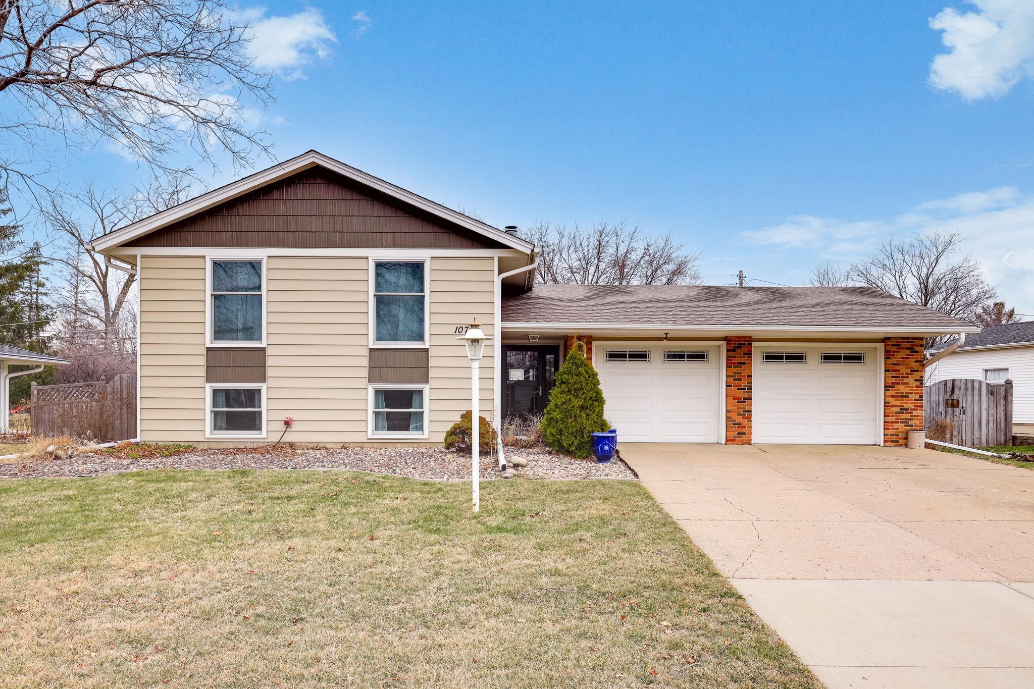 View of Residential at 1079 Rome Drive, Apple Valley MN 55124, Apple Valley - Mike Wilen | Minnesota Team Real Estate