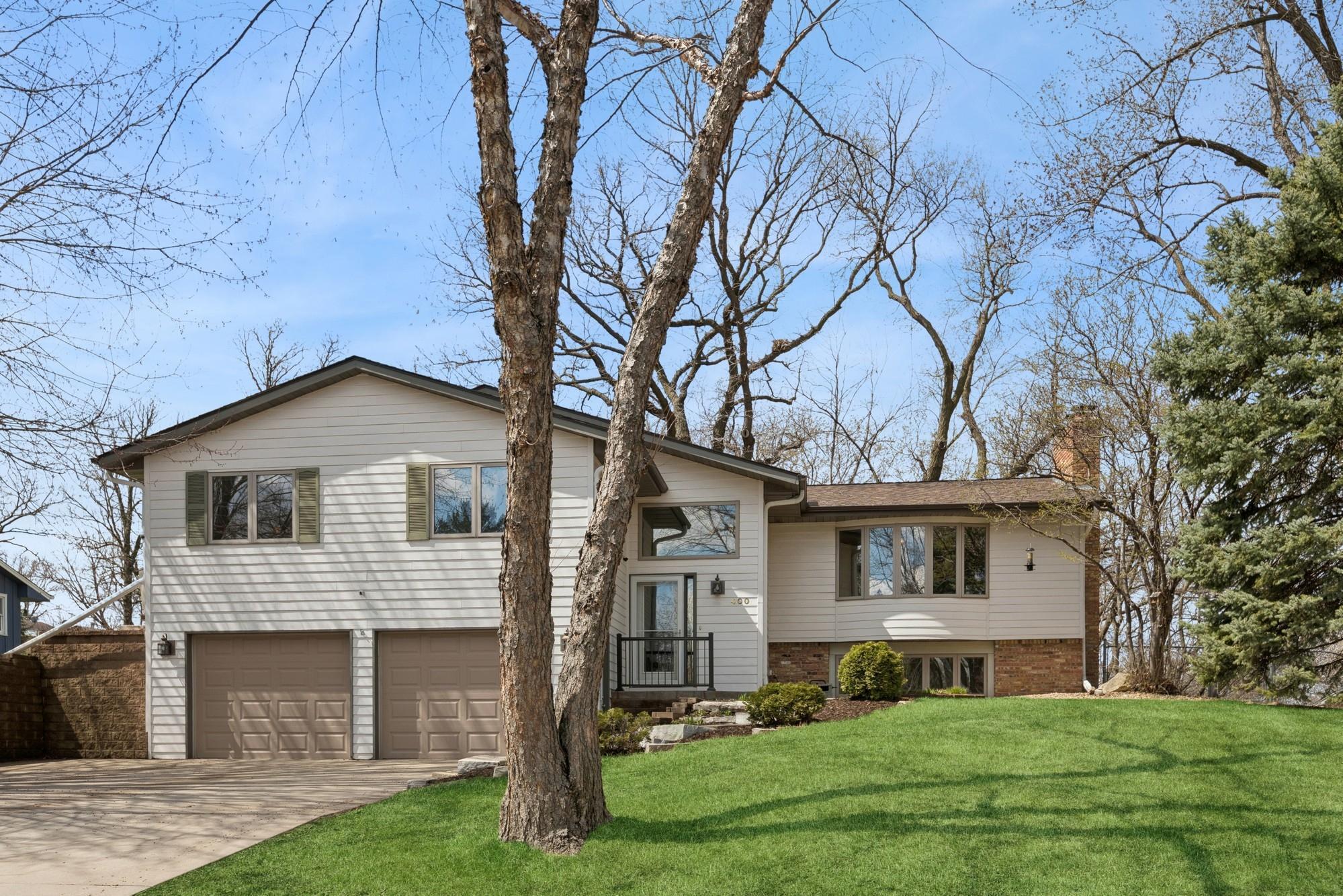View of Residential at 400 Hemlock Drive, Burnsville MN 55337, Burnsville - Mike Wilen | Minnesota Team Real Estate