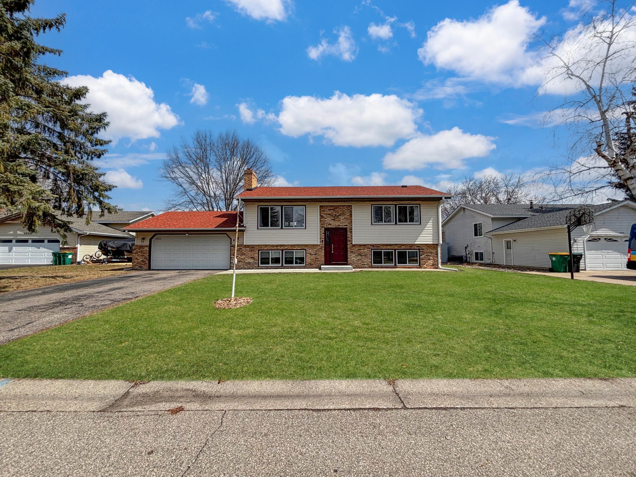 View of Residential at 4534 Oakhurst Avenue, Vadnais Heights MN 55127, Vadnais Heights - Mike Wilen | Minnesota Team Real Estate