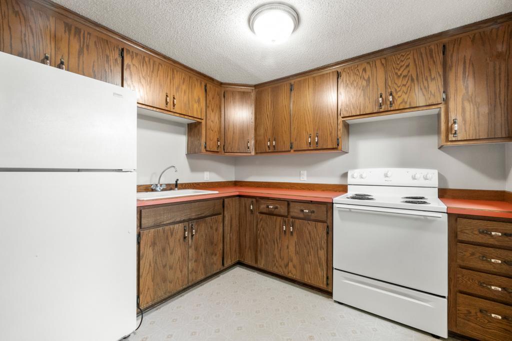 View of Residential at 2591 Carver Avenue, Maplewood MN 55119, Maplewood (32 of 75) - Mike Wilen | Minnesota Team Real Estate