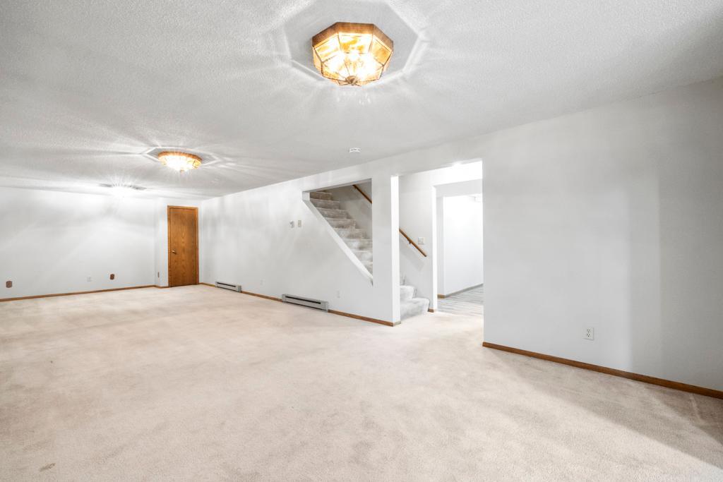 View of Residential at 2591 Carver Avenue, Maplewood MN 55119, Maplewood (28 of 75) - Mike Wilen | Minnesota Team Real Estate