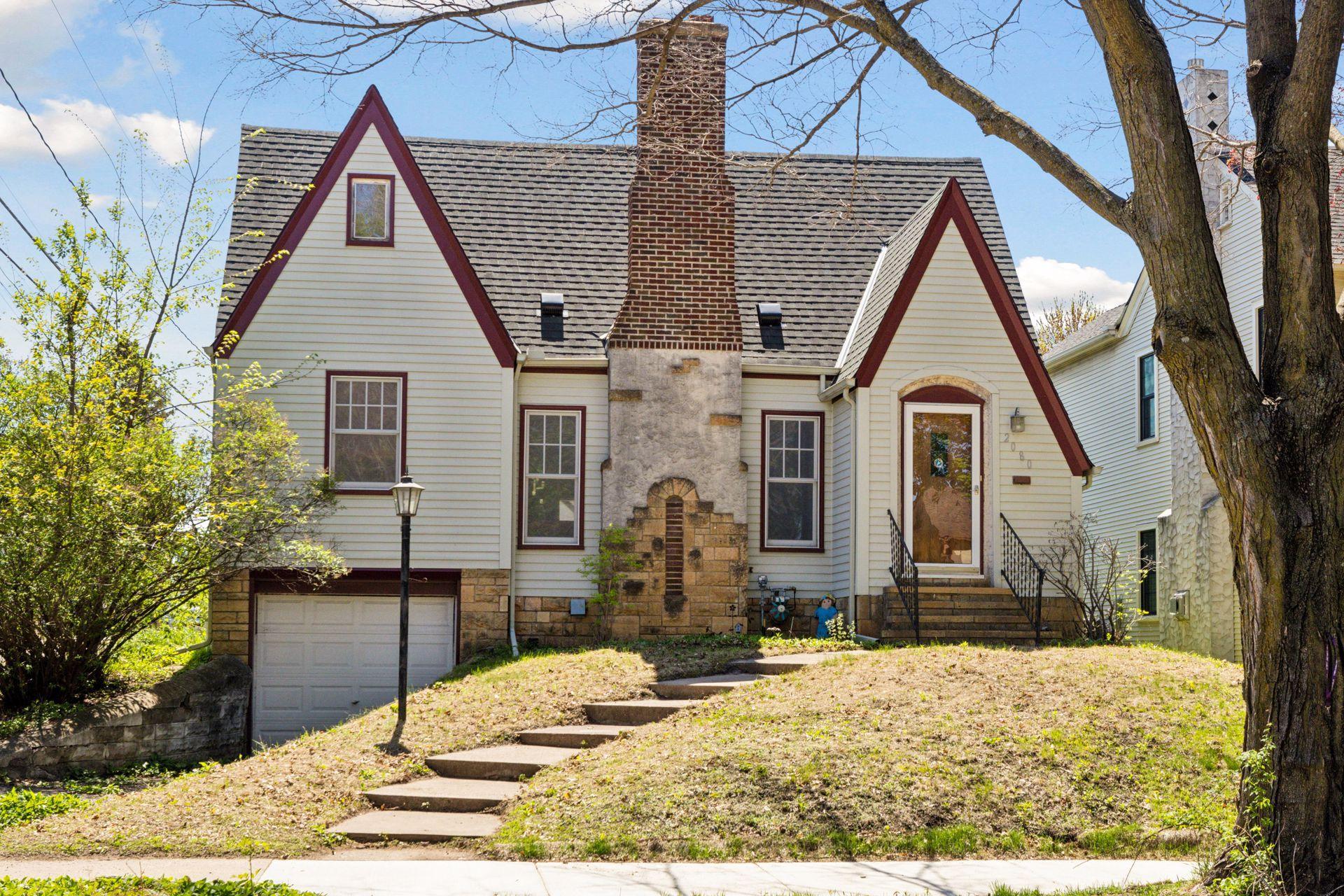 View of Residential at 2080 Hartford Avenue, Saint Paul MN 55116, Saint Paul - Mike Wilen | Minnesota Team Real Estate