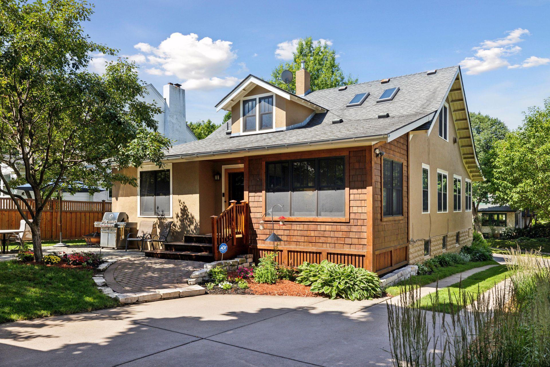 View of Residential at 698 Macalester Street, Saint Paul MN 55116, Saint Paul - Mike Wilen | Minnesota Team Real Estate