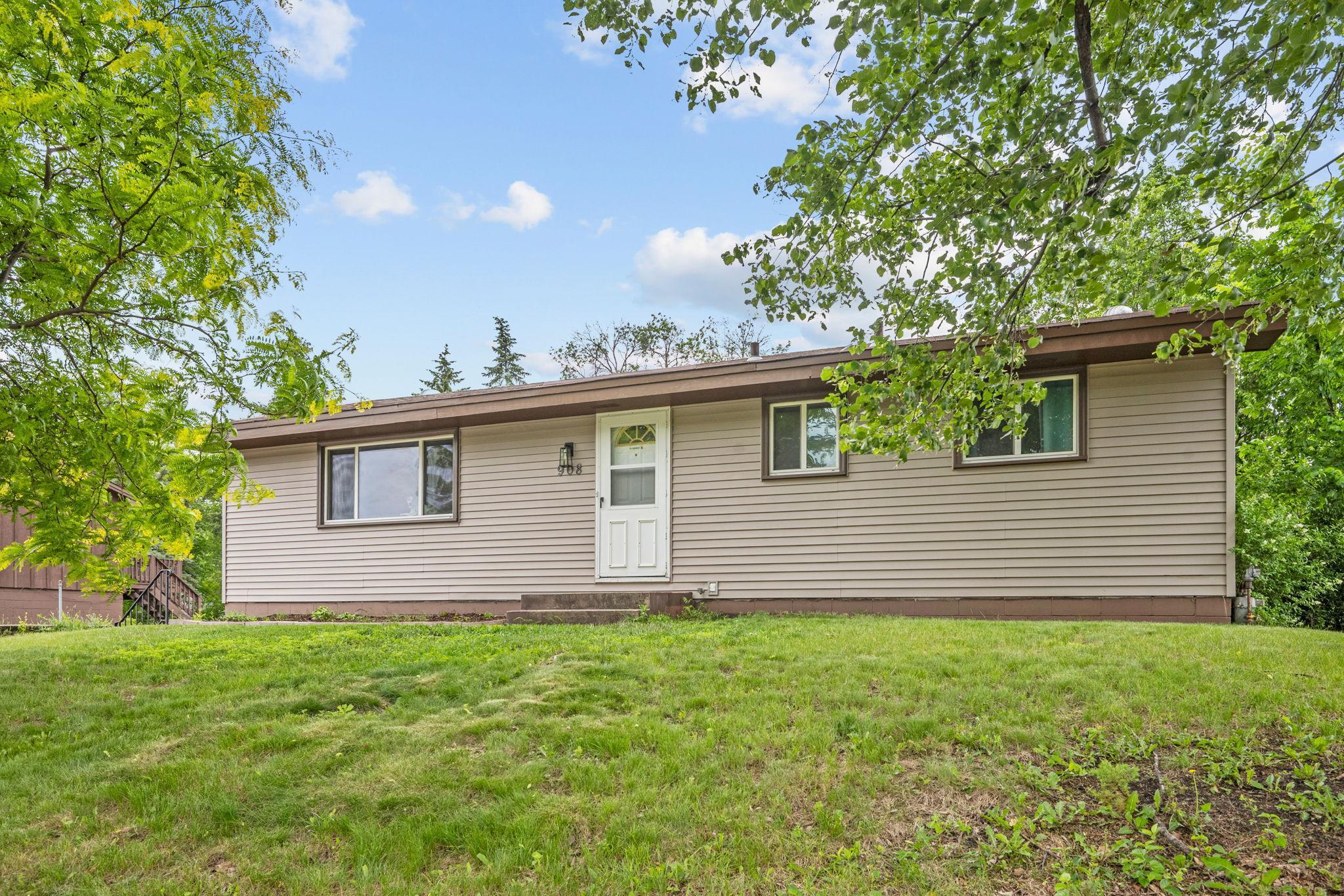 View of Residential at 908 38th Avenue, Anoka MN 55303, Anoka - Mike Wilen | Minnesota Team Real Estate