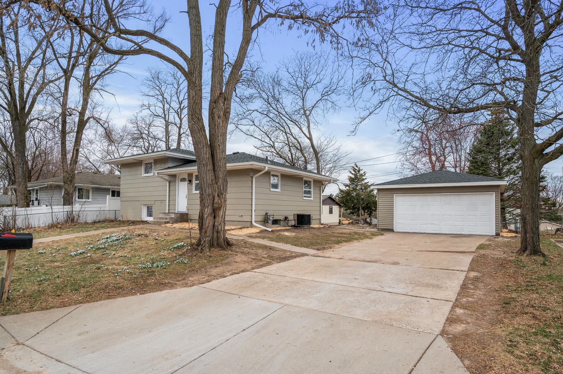 View of Residential at 237 Sigurd Street, Saint Paul MN 55106, Saint Paul - Mike Wilen | Minnesota Team Real Estate