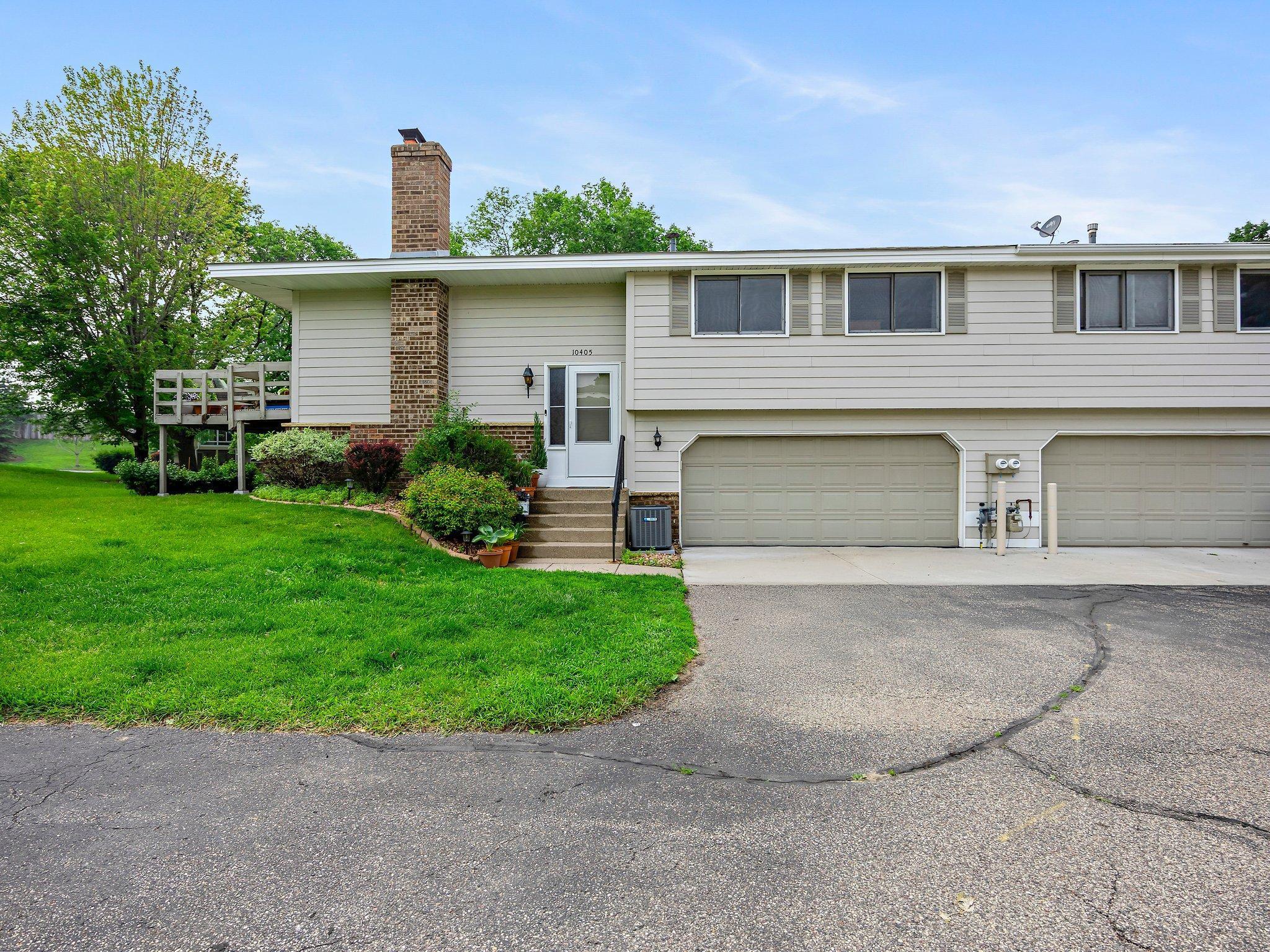 View of Residential at 10405 Decatur Avenue, Bloomington MN 55438, Bloomington - Mike Wilen | Minnesota Team Real Estate