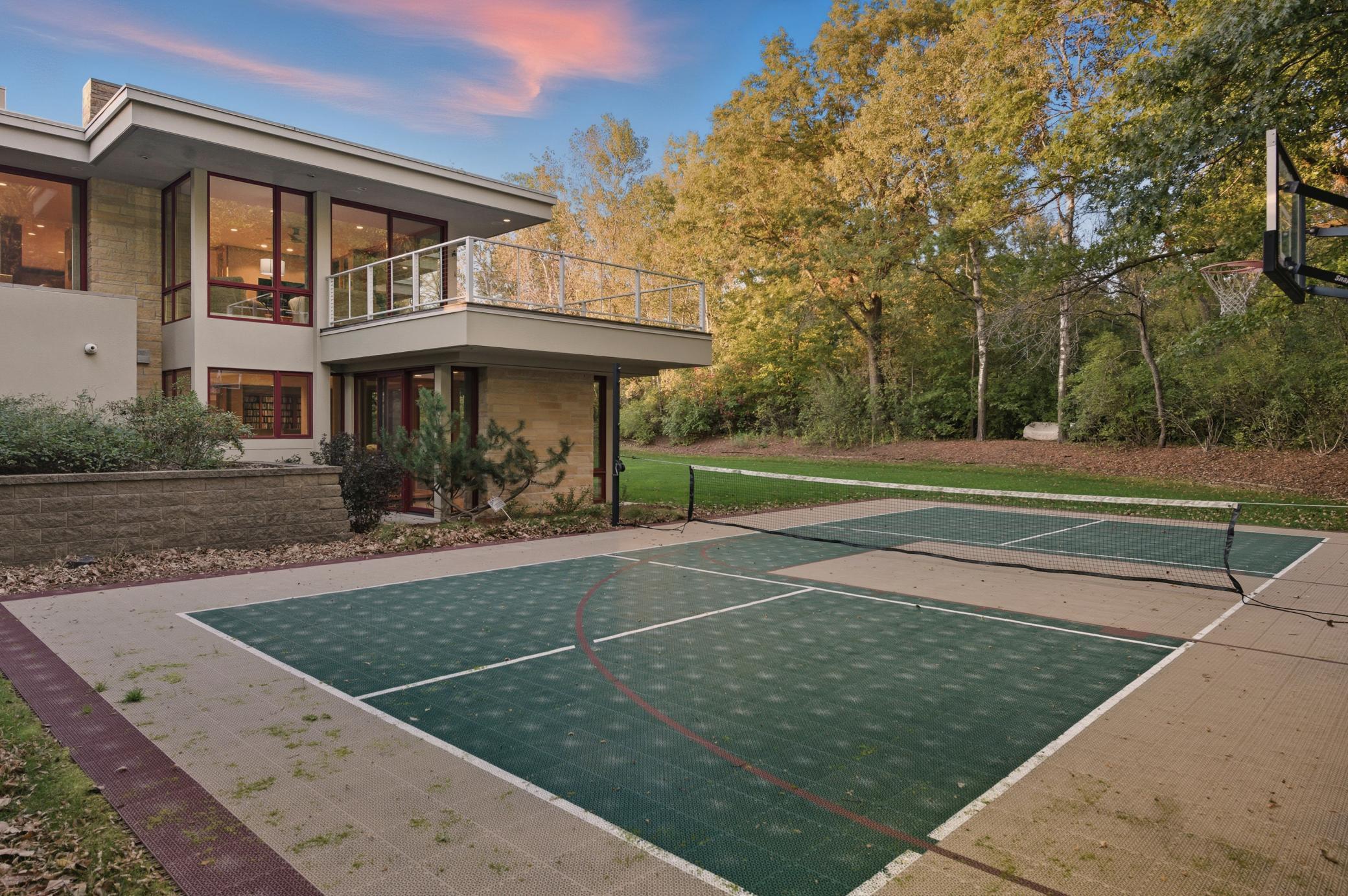 View of Residential at 685 Hidden Creek Trail, Mendota Heights MN 55118, Mendota Heights (43 of 93) - Mike Wilen | Minnesota Team Real Estate