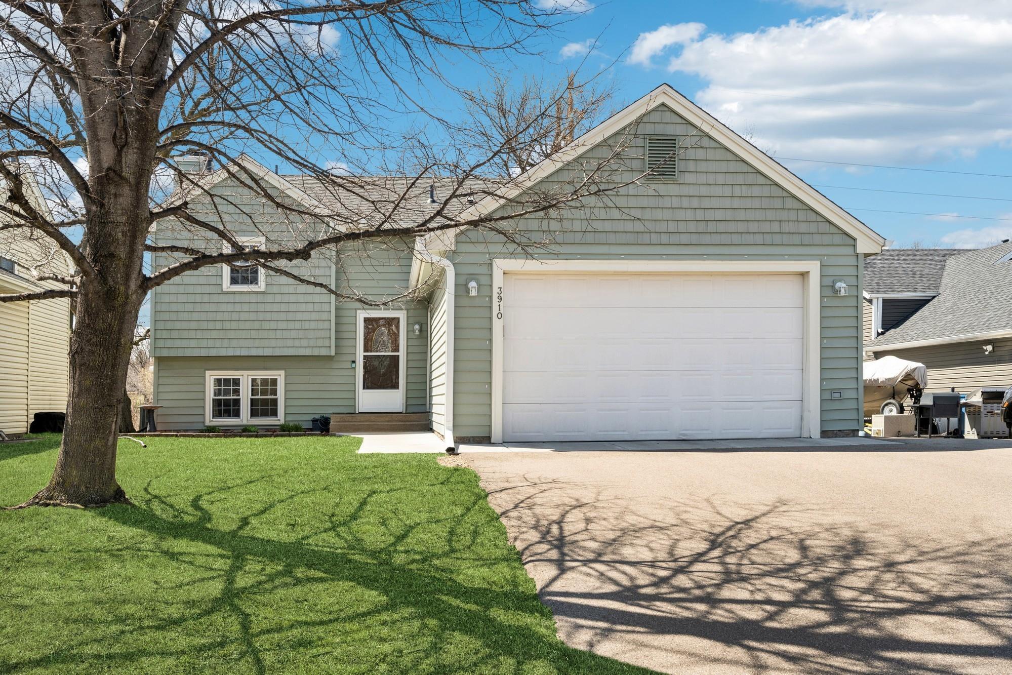 View of Residential at 3910 Hale Avenue, Oakdale MN 55128, Oakdale - Mike Wilen | Minnesota Team Real Estate