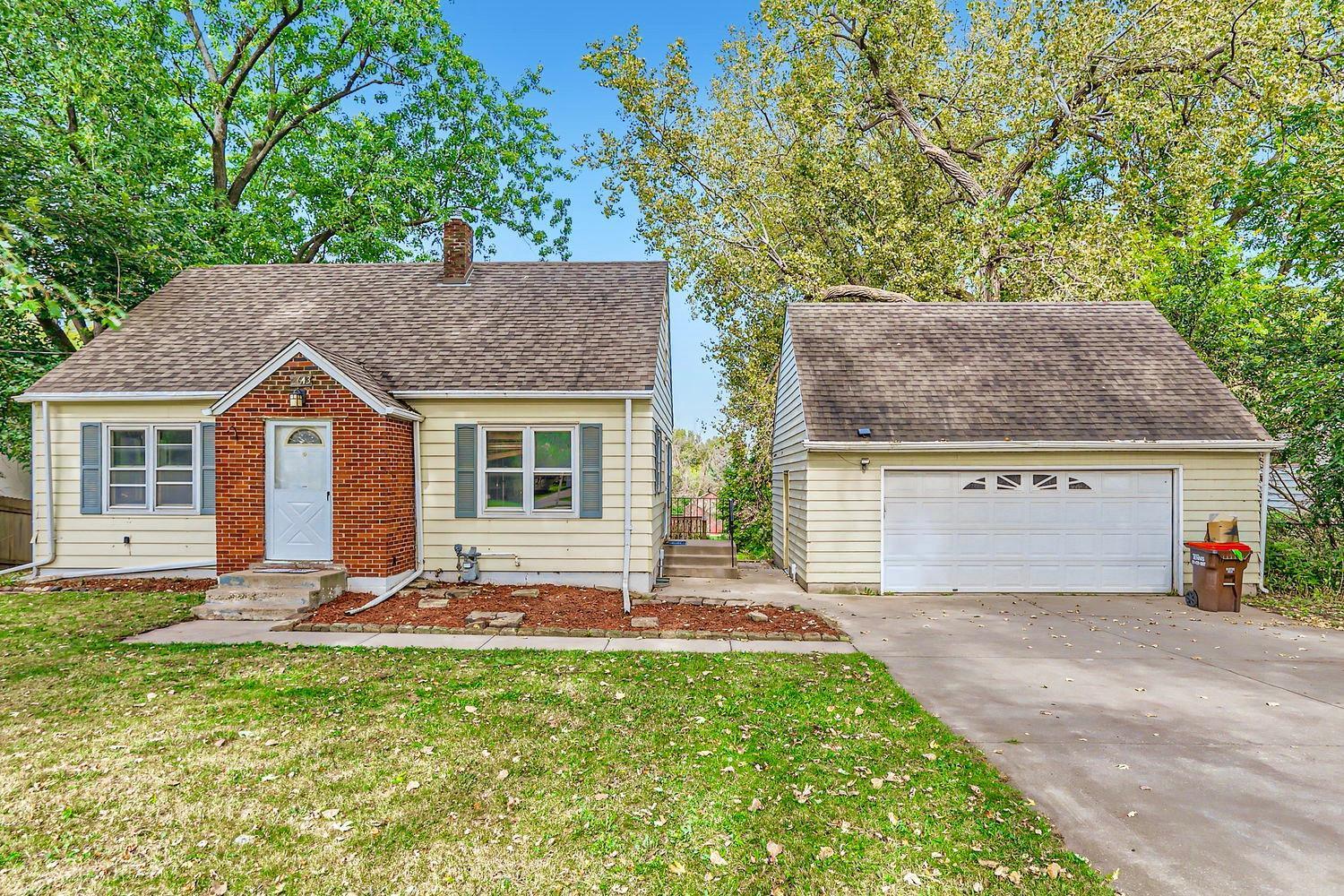 View of Residential at 2643 Stillwater Road, Maplewood MN 55119, Maplewood - Mike Wilen | Minnesota Team Real Estate