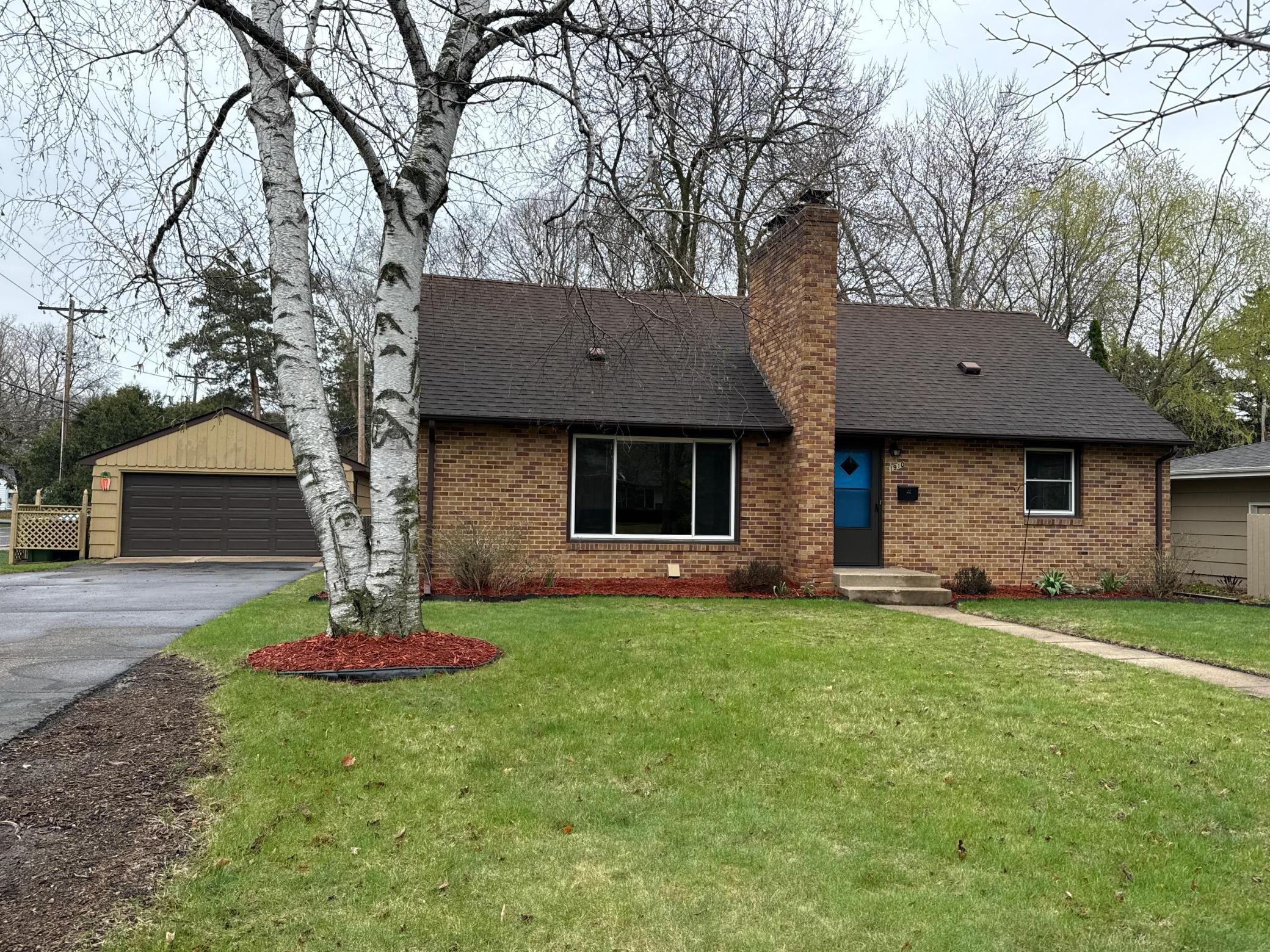 View of Residential at 1910 Dellwood Avenue, Roseville MN 55113, Roseville - Mike Wilen | Minnesota Team Real Estate
