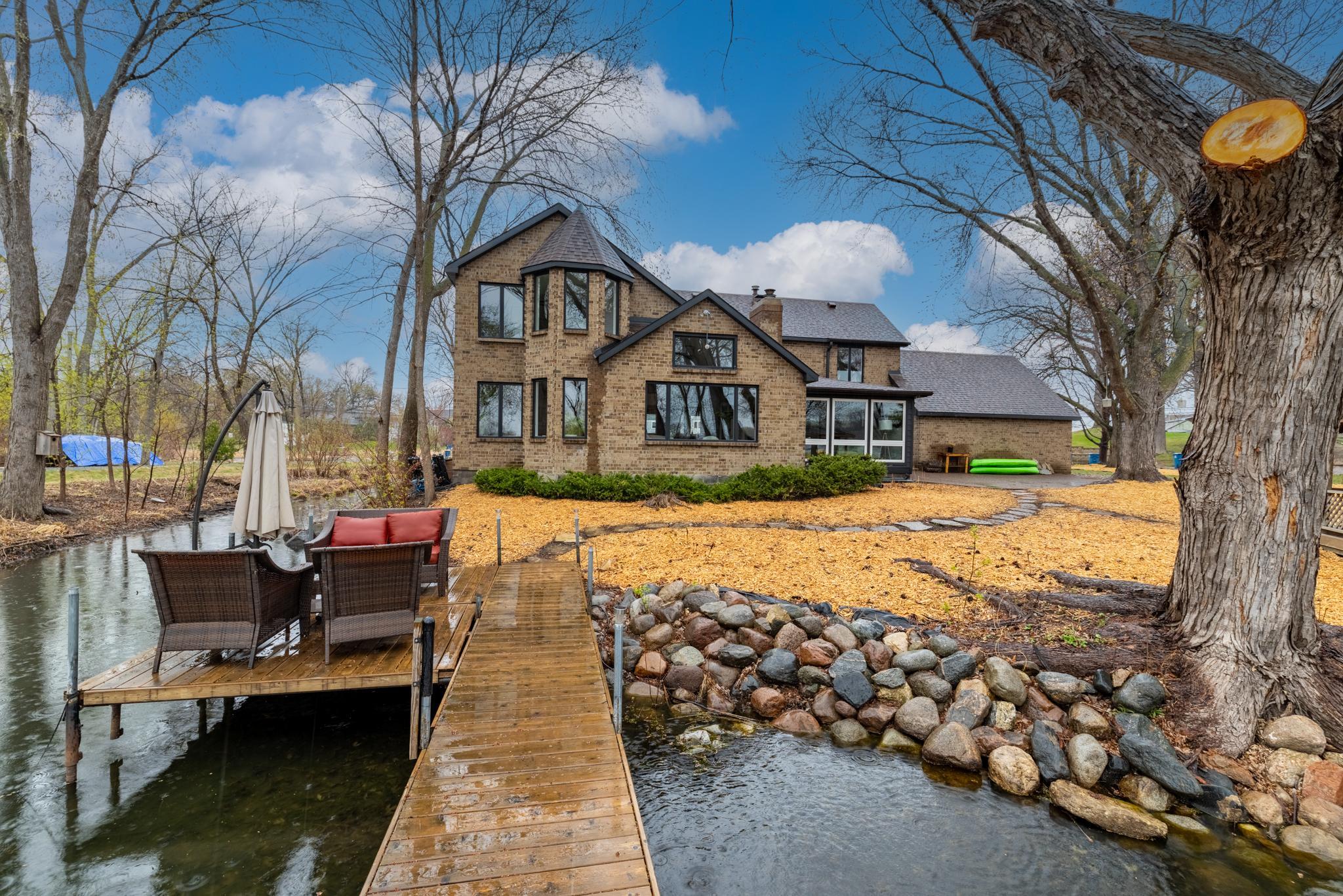 View of Residential at 211 Peninsula Road, Medicine Lake MN 55441, Medicine Lake - Mike Wilen | Minnesota Team Real Estate