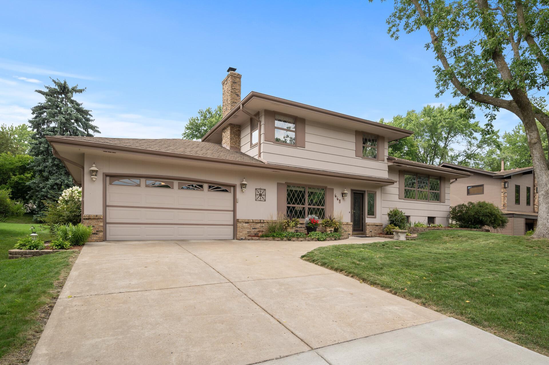 View of Residential at 668 Riviera Drive, New Brighton MN 55112, New Brighton - Mike Wilen | Minnesota Team Real Estate