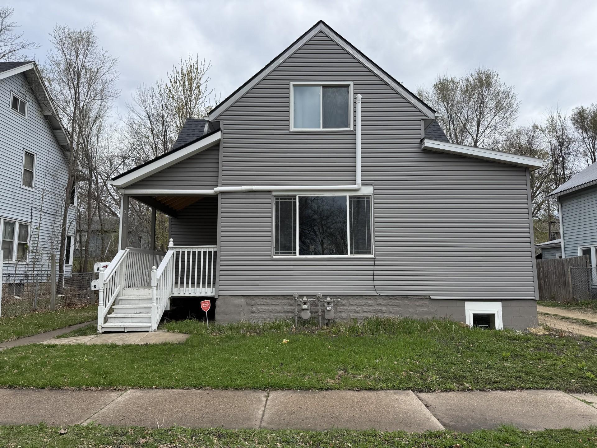 View of Residential Income at 917 Fremont Avenue, Saint Paul MN 55106, Saint Paul - Mike Wilen | Minnesota Team Real Estate